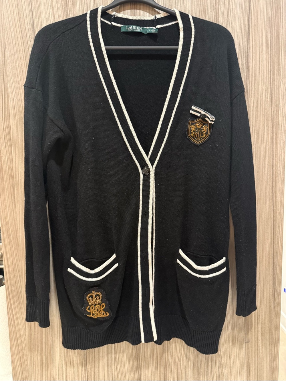 Lauren Ralph Lauren Crest Patch Varsity V-Neck Cardigan – Black – Size S